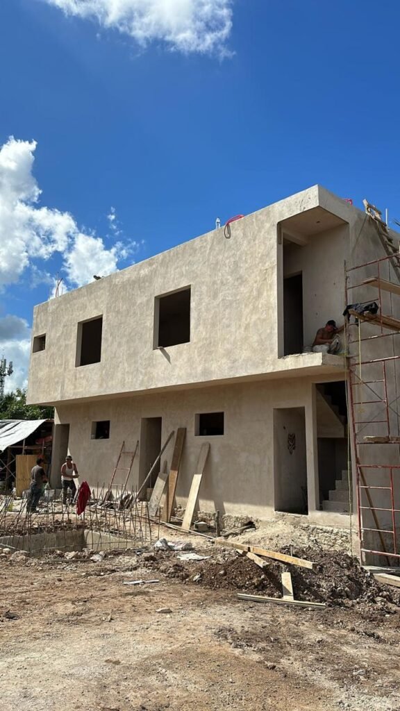 Gasolinera en construcción